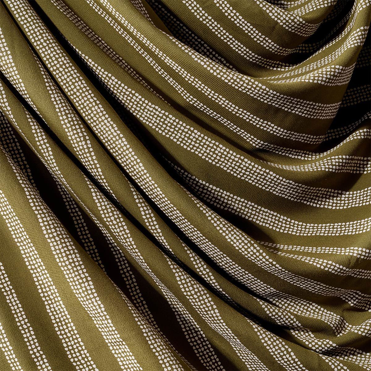 Tissu viscose Gaïa Ivy Green - Atelier Brunette